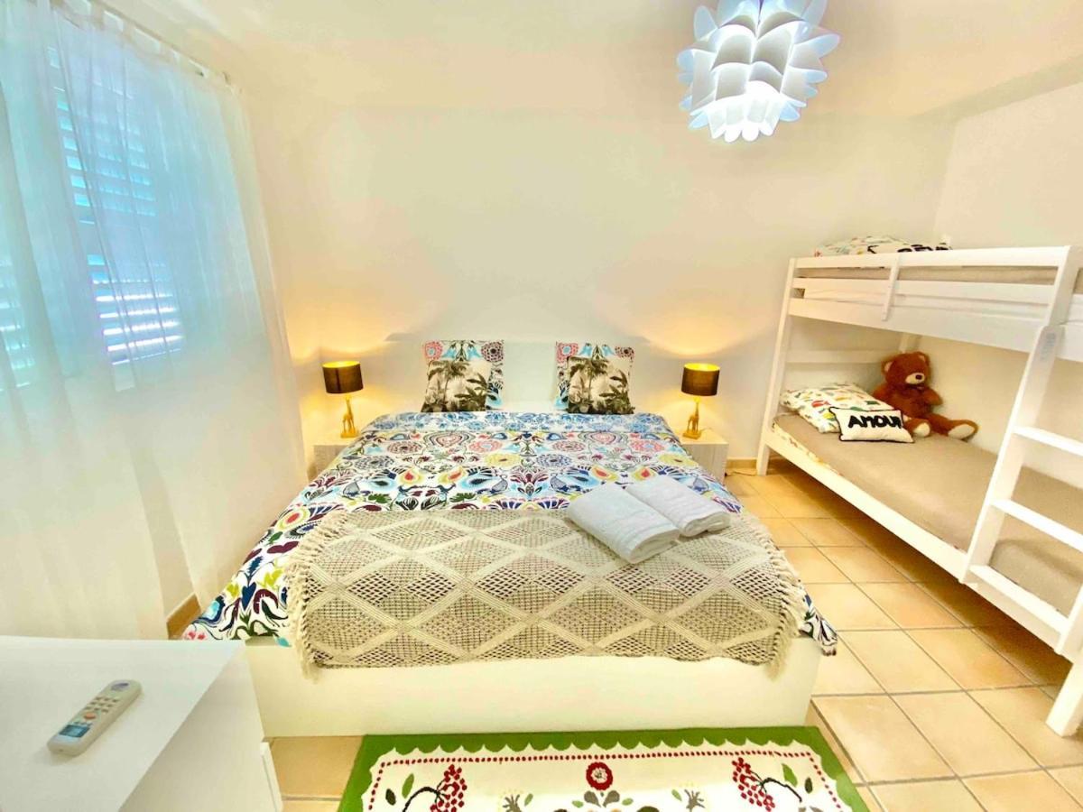 Villa Magellan, Walkable Orient Bay Beach, Private Pool Luaran gambar