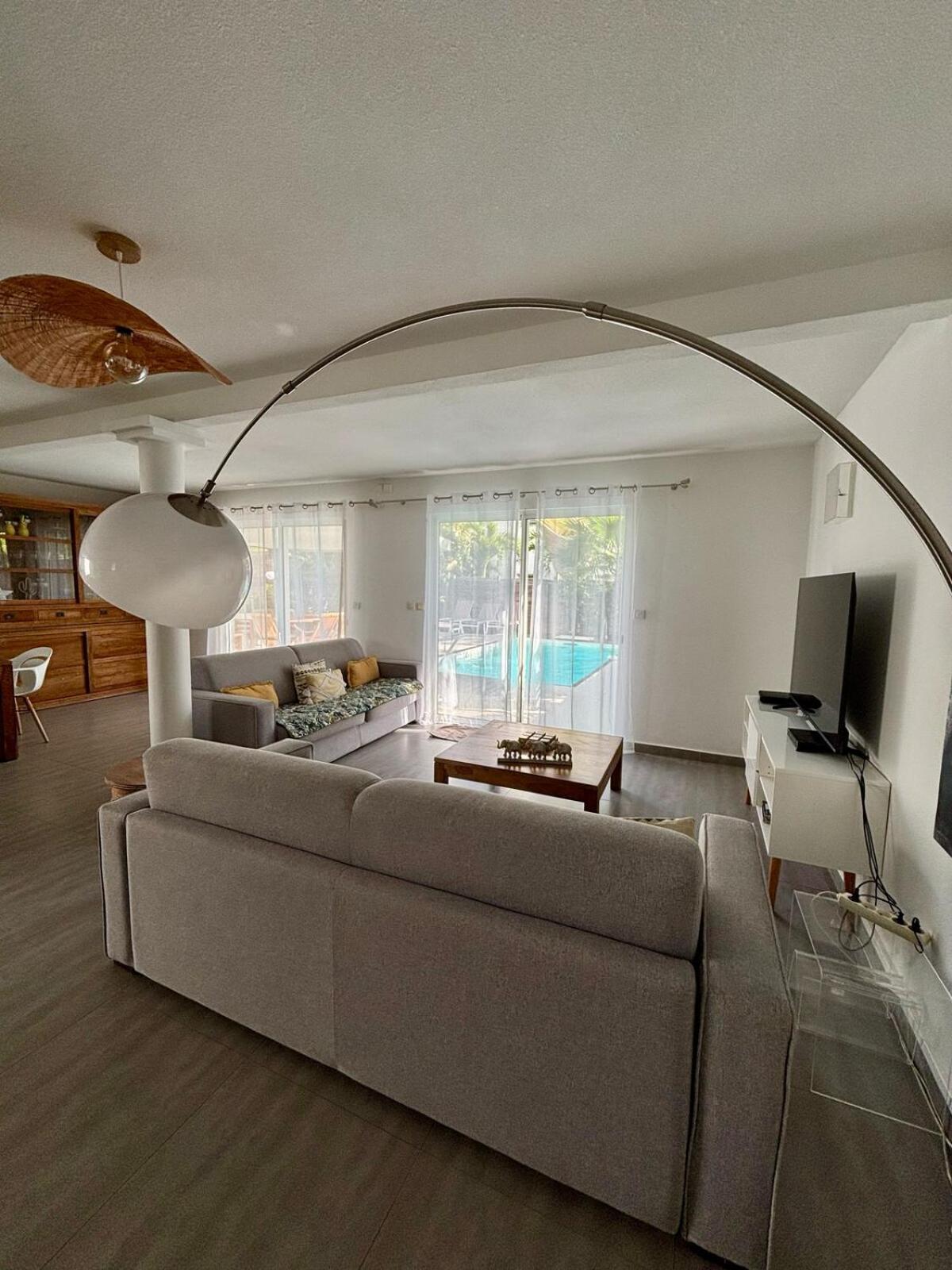 Villa Magellan, Walkable Orient Bay Beach, Private Pool Luaran gambar